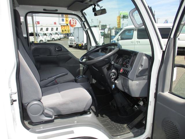 エルフトラック フルフラットロー　２ｔ積　平ボディ　オートマ　キーレス　集中ドアロック　全低床（20枚目）