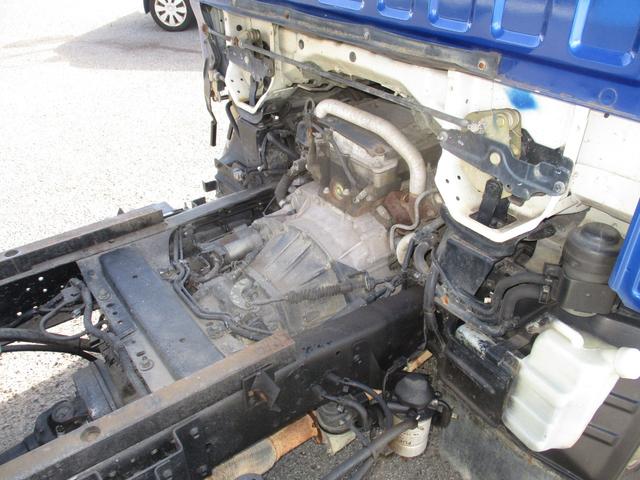 タイタントラック 強化ダンプ　２ｔ積　全低床　リヤダブルタイヤ（17枚目）