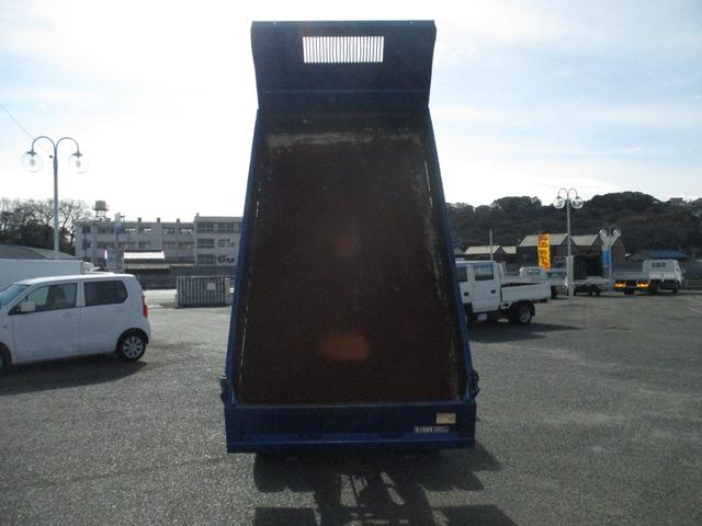 タイタントラック 強化ダンプ　２ｔ積　全低床　リヤダブルタイヤ（25枚目）