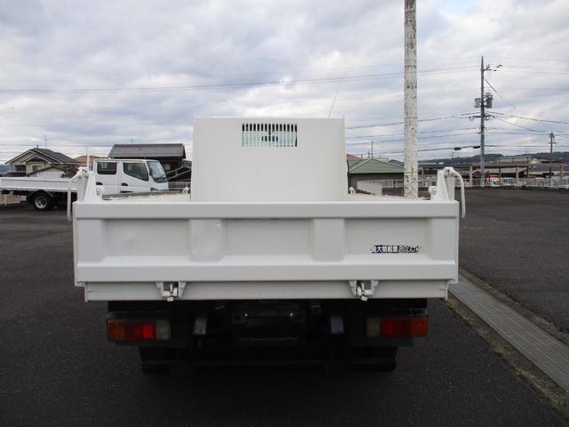 デュトロ 　ダンプ　２ｔ積　全低床（3枚目）