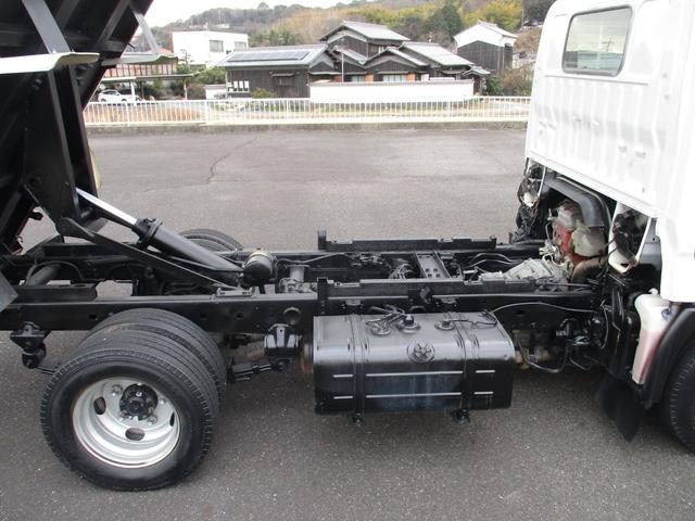 デュトロ 　ダンプ　２ｔ積　全低床（15枚目）