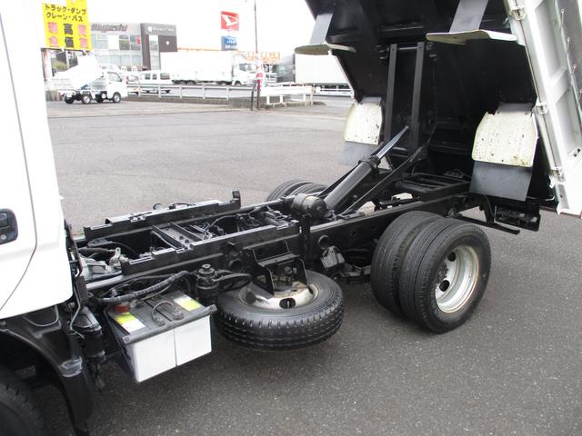 デュトロ 　ダンプ　２ｔ積　全低床（16枚目）