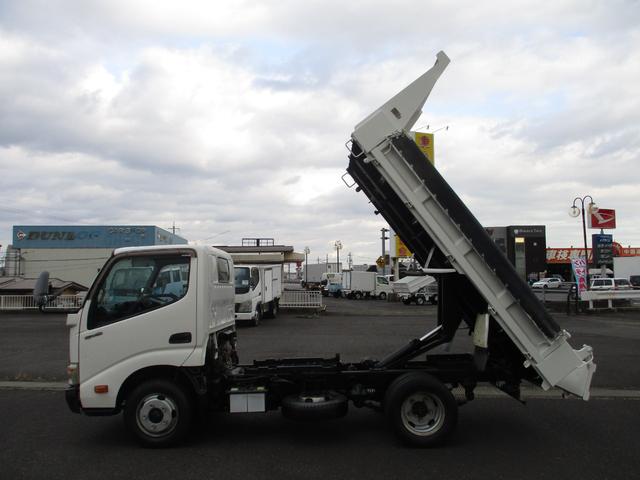 デュトロ 　ダンプ　２ｔ積　全低床（21枚目）