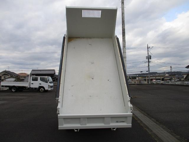 デュトロ 　ダンプ　２ｔ積　全低床（23枚目）