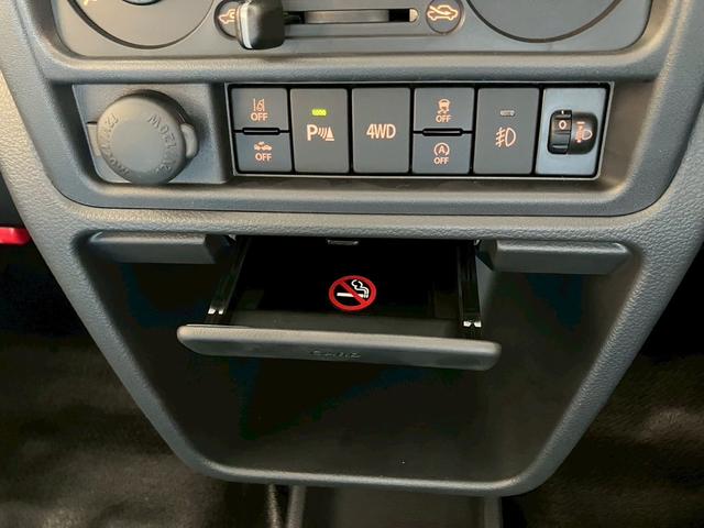 スーパーキャリイ 禁煙車 デュアルカメラブレーキサポート LEDヘッドランプ オートライトシステム ハイビームアシスト 電動格納ドアミラー キーレスエントリーシステム LED作業灯 エアコン パワステ パワーウインドウ(22枚目)