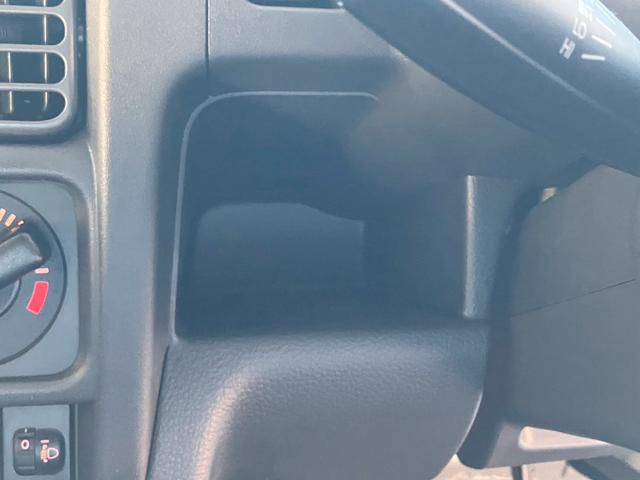 スーパーキャリイ 禁煙車 デュアルカメラブレーキサポート LEDヘッドランプ オートライトシステム ハイビームアシスト 電動格納ドアミラー キーレスエントリーシステム LED作業灯 エアコン パワステ パワーウインドウ(26枚目)