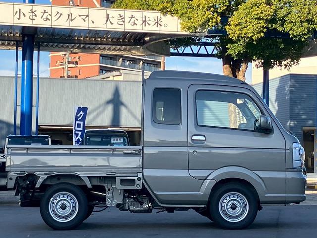 スーパーキャリイ 禁煙車 デュアルカメラブレーキサポート LEDヘッドランプ オートライトシステム ハイビームアシスト 電動格納ドアミラー キーレスエントリーシステム LED作業灯 エアコン パワステ パワーウインドウ(45枚目)