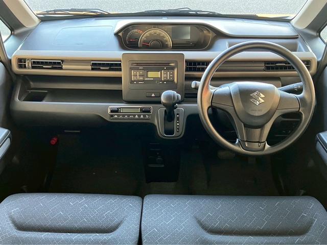 ワゴンR FX 禁煙車 CDプレーヤー装着車 デュアルカメラブレーキサポート 後退時ブレーキサポート オートライトシステム キーレスエントリーシステム 運転席シートヒーター フルオートエアコン アンブレラホルダー(5枚目)
