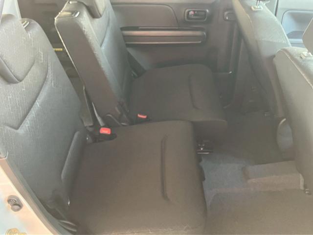 ワゴンR FX 禁煙車 CDプレーヤー装着車 デュアルカメラブレーキサポート 後退時ブレーキサポート オートライトシステム キーレスエントリーシステム 運転席シートヒーター フルオートエアコン アンブレラホルダー(20枚目)