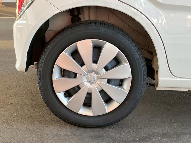 ワゴンR FX 禁煙車 CDプレーヤー装着車 デュアルカメラブレーキサポート 後退時ブレーキサポート オートライトシステム キーレスエントリーシステム 運転席シートヒーター フルオートエアコン アンブレラホルダー(34枚目)