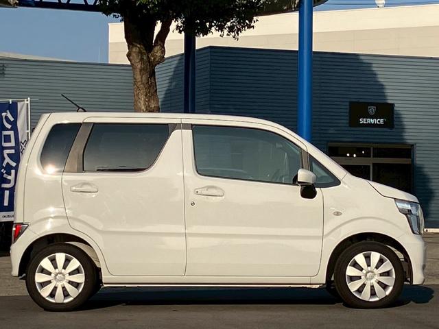 ワゴンR FX 禁煙車 CDプレーヤー装着車 デュアルカメラブレーキサポート 後退時ブレーキサポート オートライトシステム キーレスエントリーシステム 運転席シートヒーター フルオートエアコン アンブレラホルダー(39枚目)