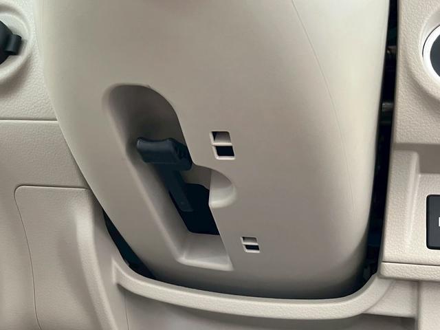 アルトラパン Ｘ　禁煙車　全方位モニター用カメラパッケージ装着車　ＬＥＤヘッドランプ　オートライトシステム　キーレス　１４インチアルミ　間欠ワイパー　デュアルカメラブレーキサポート　後退時ブレーキサポート（15枚目）