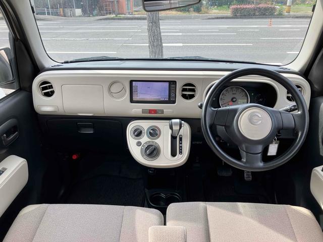 ミラココア ココアＸスペシャル　ＥＴＣ　ナビ　ＴＶ　キーレスエントリー　電動格納ミラー　ベンチシート　ＣＶＴ　盗難防止システム　ＡＢＳ　ＣＤ　ＤＶＤ再生　ＵＳＢ　ミュージックプレイヤー接続可　Ｂｌｕｅｔｏｏｔｈ　衝突安全ボディ（2枚目）