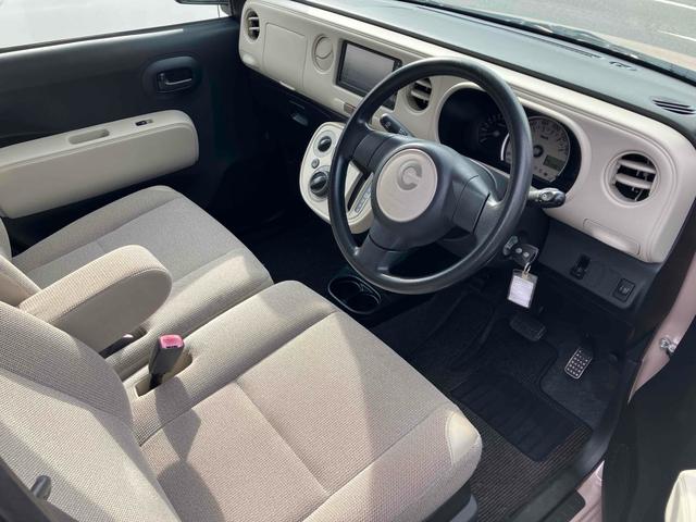 ミラココア ココアＸスペシャル　ＥＴＣ　ナビ　ＴＶ　キーレスエントリー　電動格納ミラー　ベンチシート　ＣＶＴ　盗難防止システム　ＡＢＳ　ＣＤ　ＤＶＤ再生　ＵＳＢ　ミュージックプレイヤー接続可　Ｂｌｕｅｔｏｏｔｈ　衝突安全ボディ（5枚目）