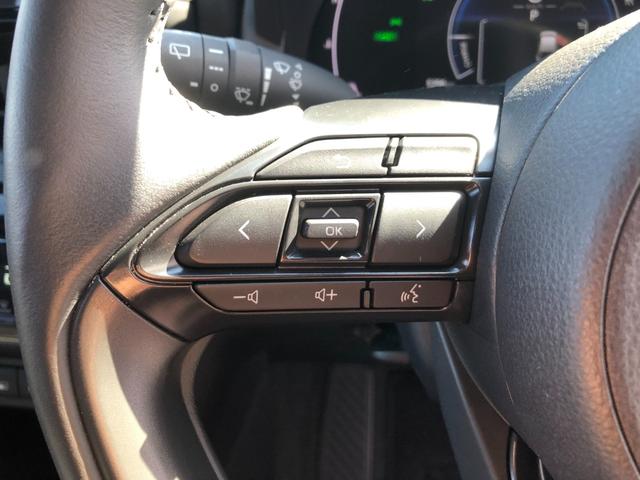 ヤリスクロス ハイブリッドＺ　ワンオーナー　トヨタセーフティセンス　純正ナビ　全方位カメラ　Ｂｌｕｅｔｏｏｔｈ　フルセグ　ＥＴＣ　ハンドルヒータ　シートヒータ　ＨＤＭＩ　ＵＳＢ端子　スマートキー　プッシュスタート　ＬＥＤライト（27枚目）