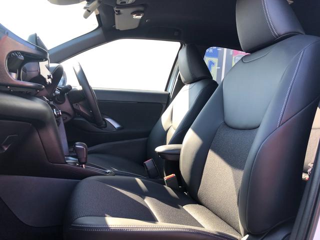 ヤリスクロス ハイブリッドＺ　ワンオーナー　トヨタセーフティセンス　純正ナビ　全方位カメラ　Ｂｌｕｅｔｏｏｔｈ　フルセグ　ＥＴＣ　ハンドルヒータ　シートヒータ　ＨＤＭＩ　ＵＳＢ端子　スマートキー　プッシュスタート　ＬＥＤライト（39枚目）