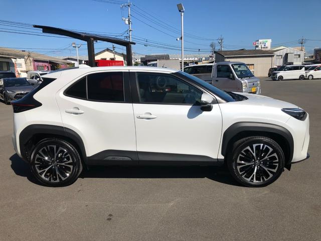 ヤリスクロス ハイブリッドＺ　ワンオーナー　トヨタセーフティセンス　純正ナビ　全方位カメラ　Ｂｌｕｅｔｏｏｔｈ　フルセグ　ＥＴＣ　ハンドルヒータ　シートヒータ　ＨＤＭＩ　ＵＳＢ端子　スマートキー　プッシュスタート　ＬＥＤライト（55枚目）