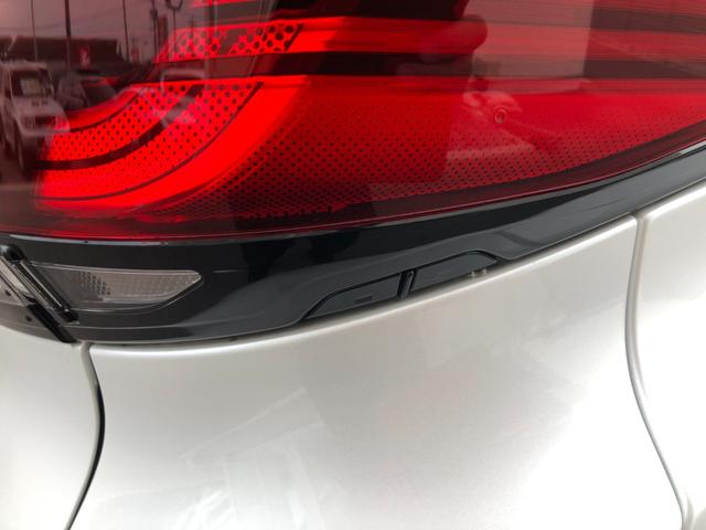 ヴェルファイアハイブリッド Z プレミア ワンオーナー 衝突軽減ブレーキ コネクトナビ デジタルインナーミラー ITSコネクト ユニバーサルステップ 左右独立ムーンルーフ 後席モニター HDMI HUD 置くだけ充電 BSM ETC(42枚目)