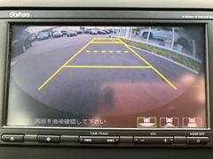 それではこちらのお車をご紹介させていただきます。装備面も嬉しい装備が満載ですので出来るだけ丁寧にご紹介いたします♪ 4