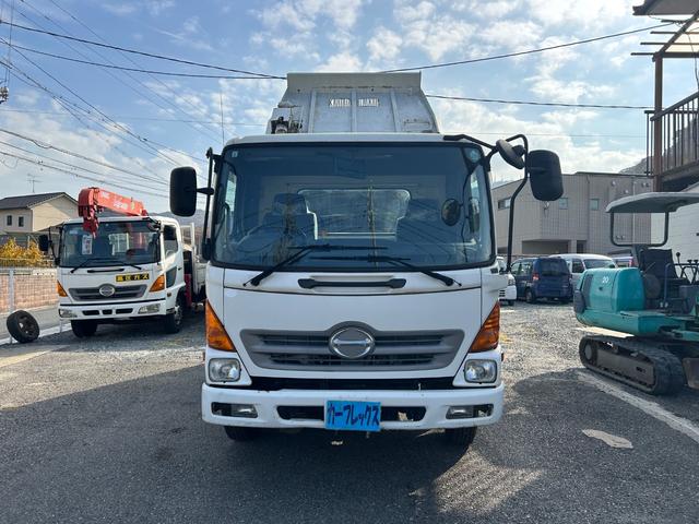 ヒノレンジャー 三転ダンプ　３．５Ｔ積（2枚目）