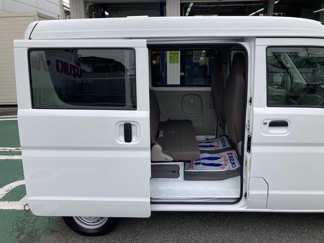 エブリイ ＰＡリミテッド　衝突被害軽減ブレーキ　ＡＭ／ＦＭラジオ　ＵＳＢ充電ソケット　キーレスエントリー　オートライト　車線逸脱警報機能　先行車発進お知らせ機能　リヤパーキングセンサー　登録済み（届け出済み）未使用車　禁煙車（23枚目）