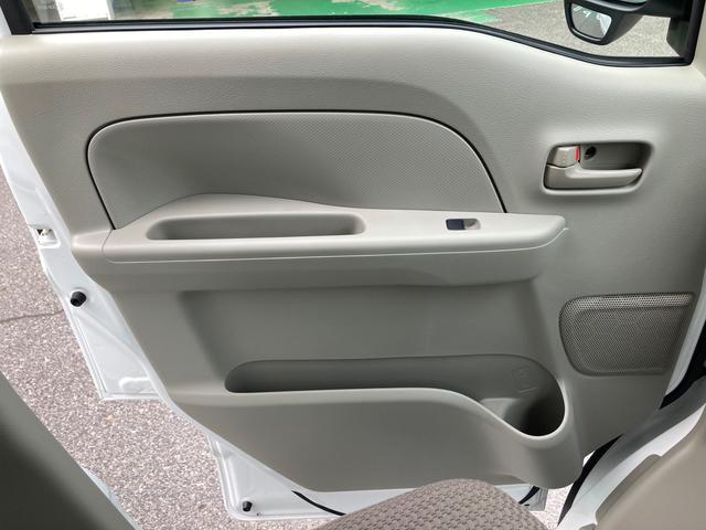 エブリイ ＰＡリミテッド　衝突被害軽減ブレーキ　ＡＭ／ＦＭラジオ　ＵＳＢ充電ソケット　キーレスエントリー　オートライト　車線逸脱警報機能　先行車発進お知らせ機能　リヤパーキングセンサー　登録済み（届け出済み）未使用車　禁煙車（38枚目）