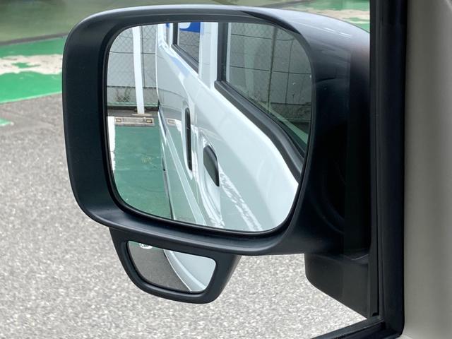 エブリイ ＰＡリミテッド　衝突被害軽減ブレーキ　ＡＭ／ＦＭラジオ　ＵＳＢ充電ソケット　キーレスエントリー　オートライト　車線逸脱警報機能　先行車発進お知らせ機能　リヤパーキングセンサー　登録済み（届け出済み）未使用車　禁煙車（39枚目）