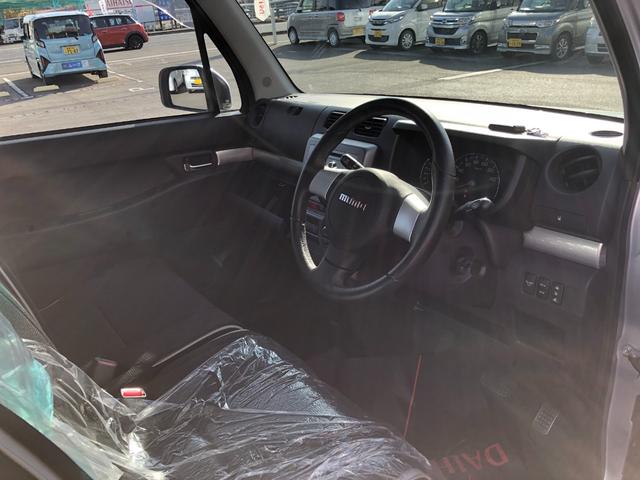 ムーヴコンテ カスタム　ＲＳ　ターボ　ワンオーナー　車検整備付　キーレスエントリー　ベンチシート　ＣＤチューナー　記録簿あり　自社買取車　２ＷＤ　ＣＶＴ　ＨＩＤヘッドライト　電動格納ドアミラー（7枚目）