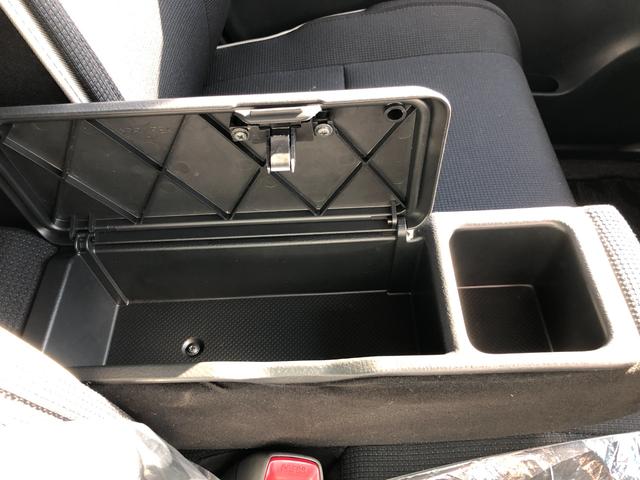 ムーヴコンテ カスタム　ＲＳ　ターボ　ワンオーナー　車検整備付　キーレスエントリー　ベンチシート　ＣＤチューナー　記録簿あり　自社買取車　２ＷＤ　ＣＶＴ　ＨＩＤヘッドライト　電動格納ドアミラー（19枚目）