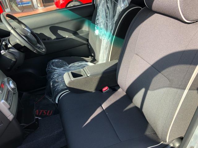 ムーヴコンテ カスタム　ＲＳ　ターボ　ワンオーナー　車検整備付　キーレスエントリー　ベンチシート　ＣＤチューナー　記録簿あり　自社買取車　２ＷＤ　ＣＶＴ　ＨＩＤヘッドライト　電動格納ドアミラー（24枚目）