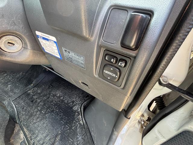 当店の在庫は安いだけでなく質にこだわり仕入れをしております。実際に見に来て頂いたら納得して頂けると思います。