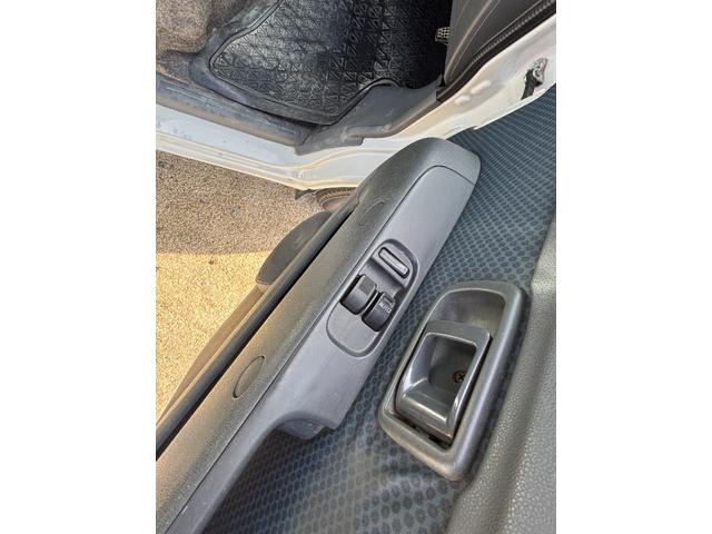 当店の在庫は安いだけでなく質にこだわり仕入れをしております。実際に見に来て頂いたら納得して頂けると思います。