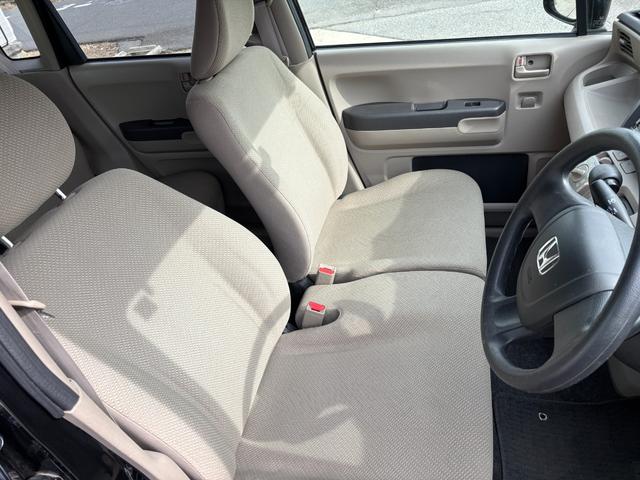 当店は納車整備の際、ラジエター・足回り・ブレーキ・ライト・エンジン・エアコンなどしっかり点検致します。安いだけでなく良質な商品をお届けいたします。