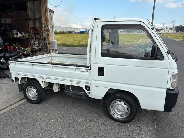 アクティトラック ベースグレード　ＥＴＣ　５速　エアコン　ＣＤ　タイミングベルト交換済　記録簿あり（14枚目）