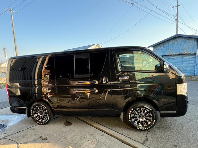 レジアスエースバン ロングスーパーGL ディーゼルターボ タイミングベルト交換済 ディスプレイオーディオ ウーハー ヒッチメンバー ベッド ドラレコ バイパーセキュリティ バックカメラ ETC(3枚目)