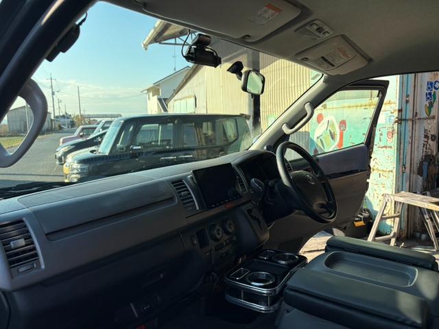 レジアスエースバン ロングスーパーGL ディーゼルターボ タイミングベルト交換済 ディスプレイオーディオ ウーハー ヒッチメンバー ベッド ドラレコ バイパーセキュリティ バックカメラ ETC(19枚目)