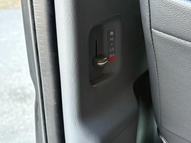 レジアスエースバン ロングスーパーGL ディーゼルターボ タイミングベルト交換済 ディスプレイオーディオ ウーハー ヒッチメンバー ベッド ドラレコ バイパーセキュリティ バックカメラ ETC(34枚目)