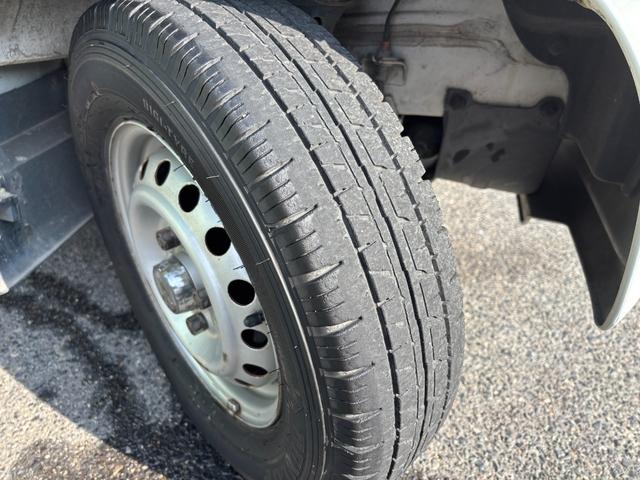 アクティトラック ベースグレード　エアコン　パワステ　５速　禁煙車（6枚目）