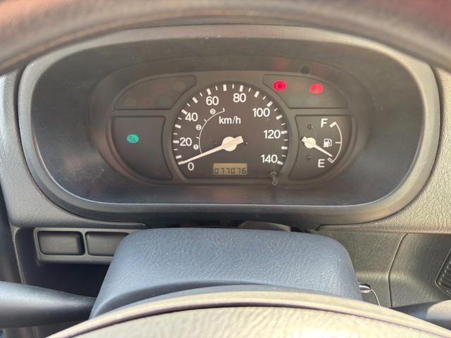 アクティトラック ベースグレード　エアコン　パワステ　５速　禁煙車（9枚目）