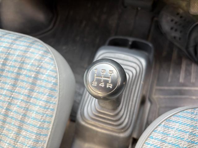 アクティトラック ベースグレード　エアコン　パワステ　５速　禁煙車（15枚目）
