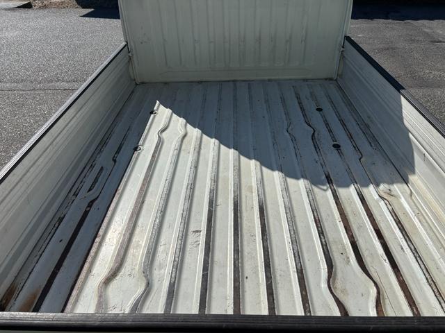 ミニキャブトラック ＶＸ－ＳＥ　エアコン付　パワステ　禁煙車　タイミングベルト交換済　ＥＴＣ　記録簿（12枚目）