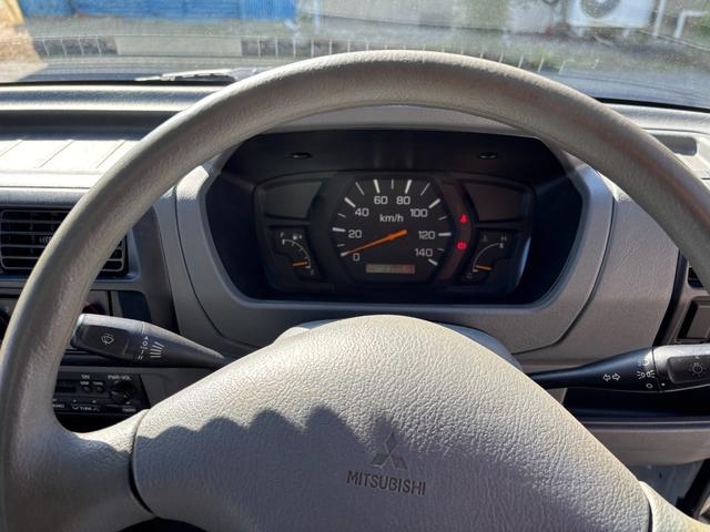 ミニキャブトラック ＶＸ－ＳＥ　エアコン付　パワステ　禁煙車　タイミングベルト交換済　ＥＴＣ　記録簿（13枚目）