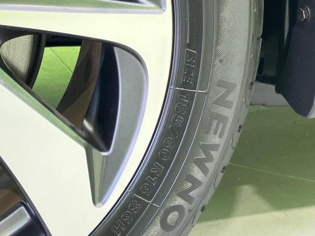 アクア クロスオーバー　新品タイヤ／保証書／純正　ＳＤナビ／トヨタセーフティセンス／車線逸脱防止支援システム／シート　ハーフレザー／ヘッドランプ　ＬＥＤ／Ｂｌｕｅｔｏｏｔｈ接続／ＥＴＣ／ＥＢＤ付ＡＢＳ／横滑り防止装置　禁煙車（48枚目）
