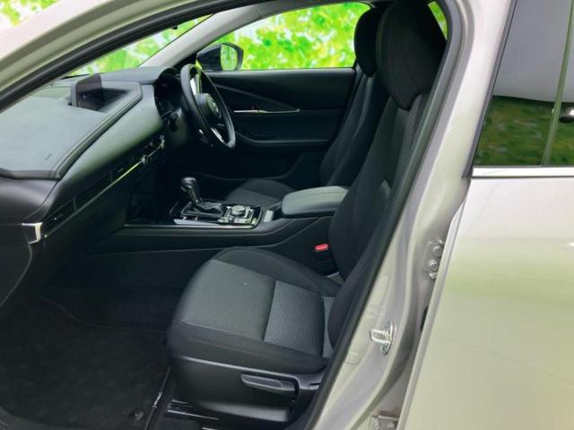 ＣＸ－３０ ＸＤブラックトーンエディション　保証書／純正　１０インチ　ＳＤナビ／アイアクティブセンス（マツダ）／全方位モニター／車線逸脱防止支援システム／電動バックドア／ヘッドランプ　ＨＩＤ／Ｂｌｕｅｔｏｏｔｈ接続／ＥＴＣ／ＥＢＤ付ＡＢＳ（7枚目）