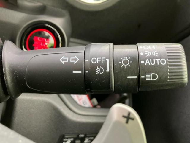 Ｎ－ＢＯＸカスタム ターボコーディネートスタイルモノトーン　保証書／純正　８インチ　ＳＤナビ／ホンダセンシング／両側電動スライドドア／シートヒーター　前席／車線逸脱防止支援システム／ドライブレコーダー　前後／ヘッドランプ　ＬＥＤ／ＵＳＢジャック　ターボ　禁煙車（16枚目）