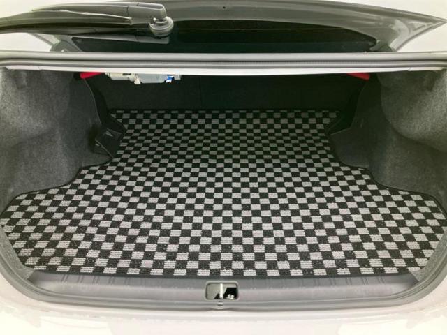 WRX S4 4WD STIスポーツシャープ 純正エアロ/保証書/社外 8インチ SDナビ/アイサイト/シートヒーター 前席/車線逸脱防止支援システム/シート ハーフレザー/ドライブレコーダー 純正/ヘッドランプ LED/USBジャック 4WD(19枚目)