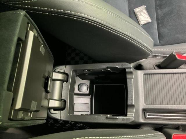 WRX S4 4WD STIスポーツシャープ 純正エアロ/保証書/社外 8インチ SDナビ/アイサイト/シートヒーター 前席/車線逸脱防止支援システム/シート ハーフレザー/ドライブレコーダー 純正/ヘッドランプ LED/USBジャック 4WD(36枚目)