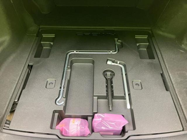 クラウンハイブリッド RS 保証書/純正 8インチ SDナビ/衝突安全装置/シートヒーター 前席/車線逸脱防止支援システム/シート 合皮/ドライブレコーダー 前後/ヘッドランプ LED/Bluetooth接続/ETC 電動シート(24枚目)