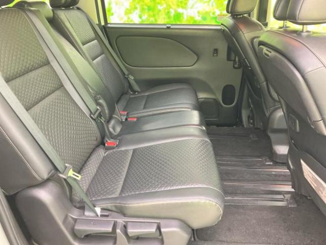 セレナ ハイウェイスターV 新品タイヤ/保証書/純正 10インチ SDナビ/フリップダウンモニター 純正 11インチ/衝突安全装置/両側電動スライドドア/アラウンドビューモニター/車線逸脱防止支援システム/シート 撥水加工(5枚目)