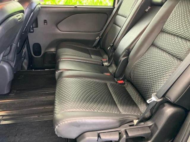 セレナ ハイウェイスターV 新品タイヤ/保証書/純正 10インチ SDナビ/フリップダウンモニター 純正 11インチ/衝突安全装置/両側電動スライドドア/アラウンドビューモニター/車線逸脱防止支援システム/シート 撥水加工(8枚目)